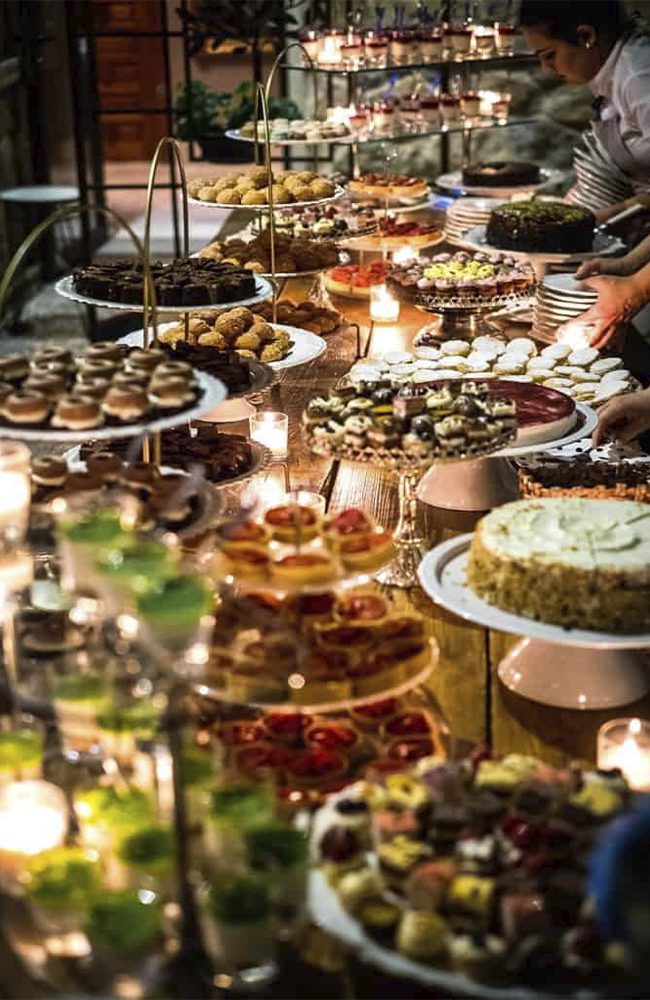 gastronomia-_0005_19.mesa-de-postres